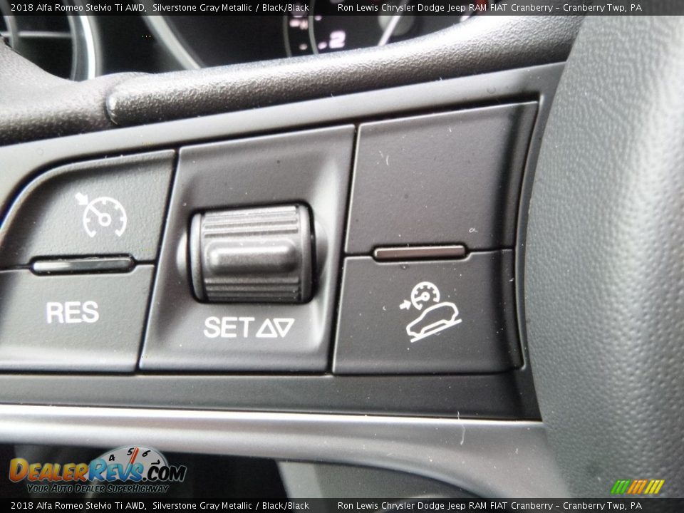 2018 Alfa Romeo Stelvio Ti AWD Silverstone Gray Metallic / Black/Black Photo #25