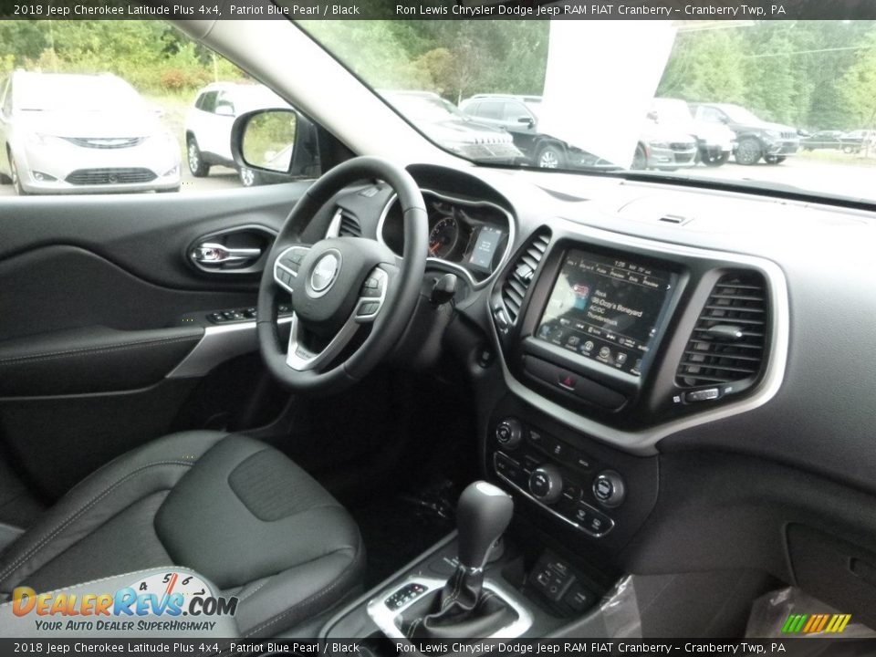 2018 Jeep Cherokee Latitude Plus 4x4 Patriot Blue Pearl / Black Photo #11
