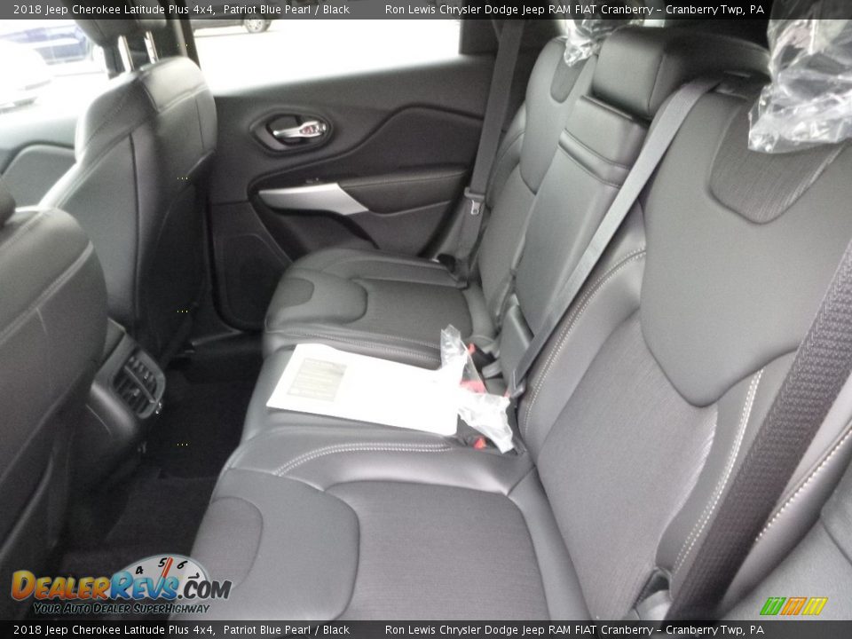 2018 Jeep Cherokee Latitude Plus 4x4 Patriot Blue Pearl / Black Photo #13