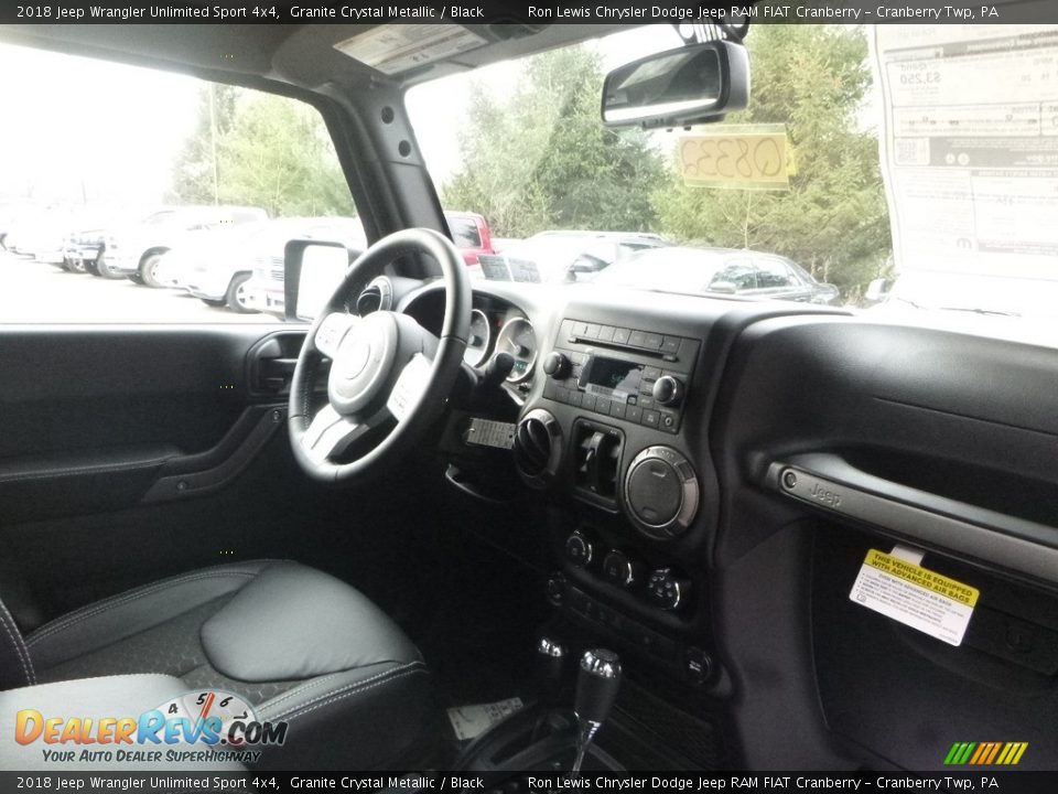 2018 Jeep Wrangler Unlimited Sport 4x4 Granite Crystal Metallic / Black Photo #12