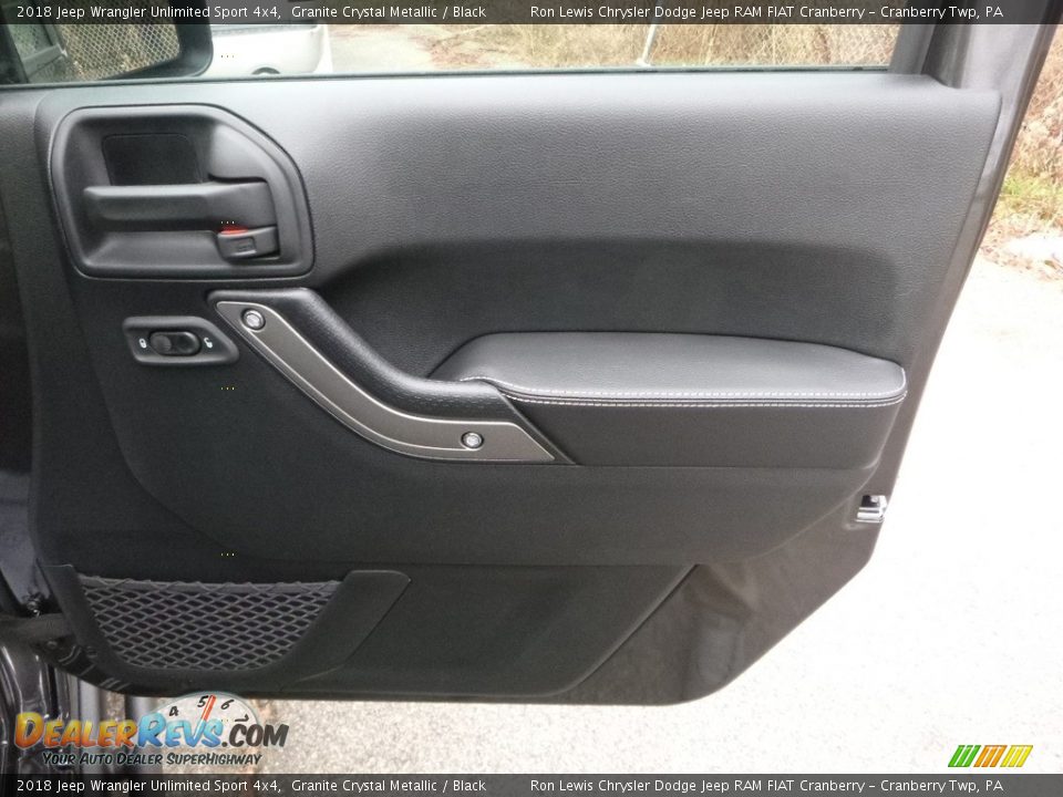 2018 Jeep Wrangler Unlimited Sport 4x4 Granite Crystal Metallic / Black Photo #13