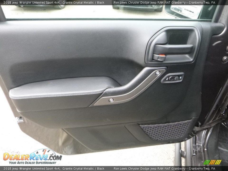 2018 Jeep Wrangler Unlimited Sport 4x4 Granite Crystal Metallic / Black Photo #14
