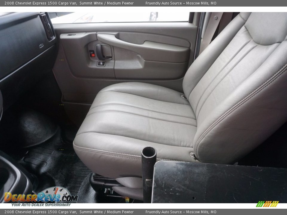 2008 Chevrolet Express 1500 Cargo Van Summit White / Medium Pewter Photo #12