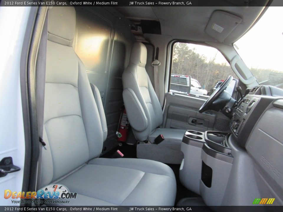 2012 Ford E Series Van E150 Cargo Oxford White / Medium Flint Photo #19