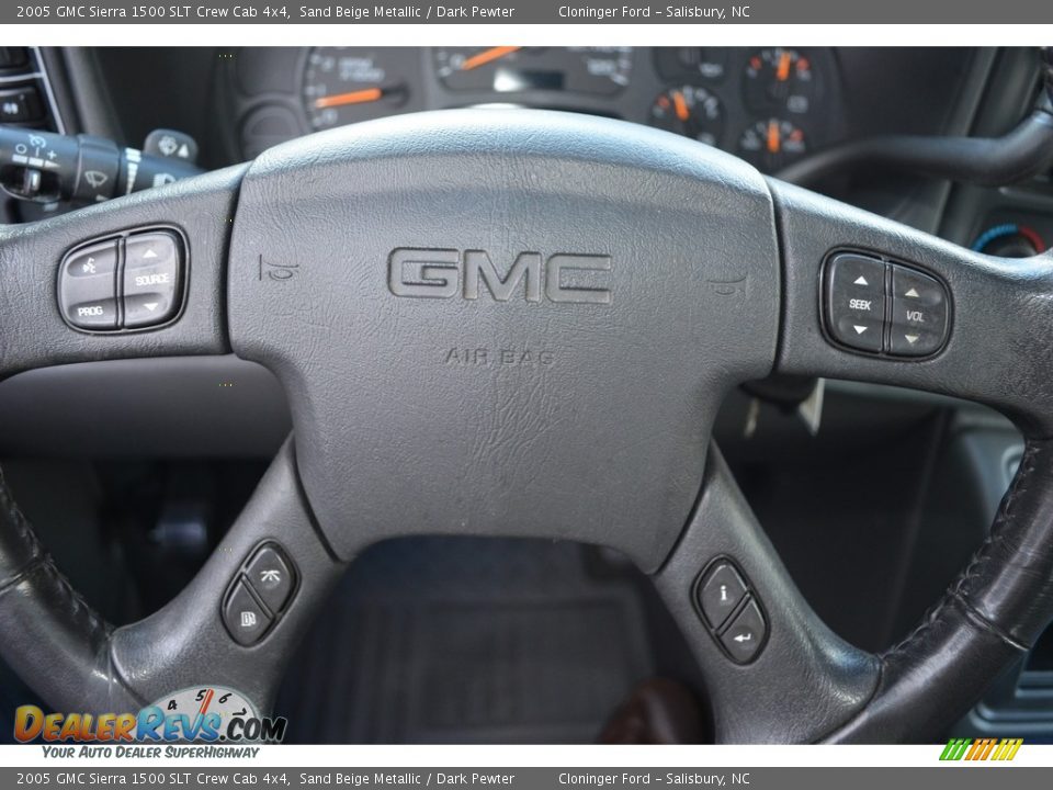 2005 GMC Sierra 1500 SLT Crew Cab 4x4 Sand Beige Metallic / Dark Pewter Photo #22