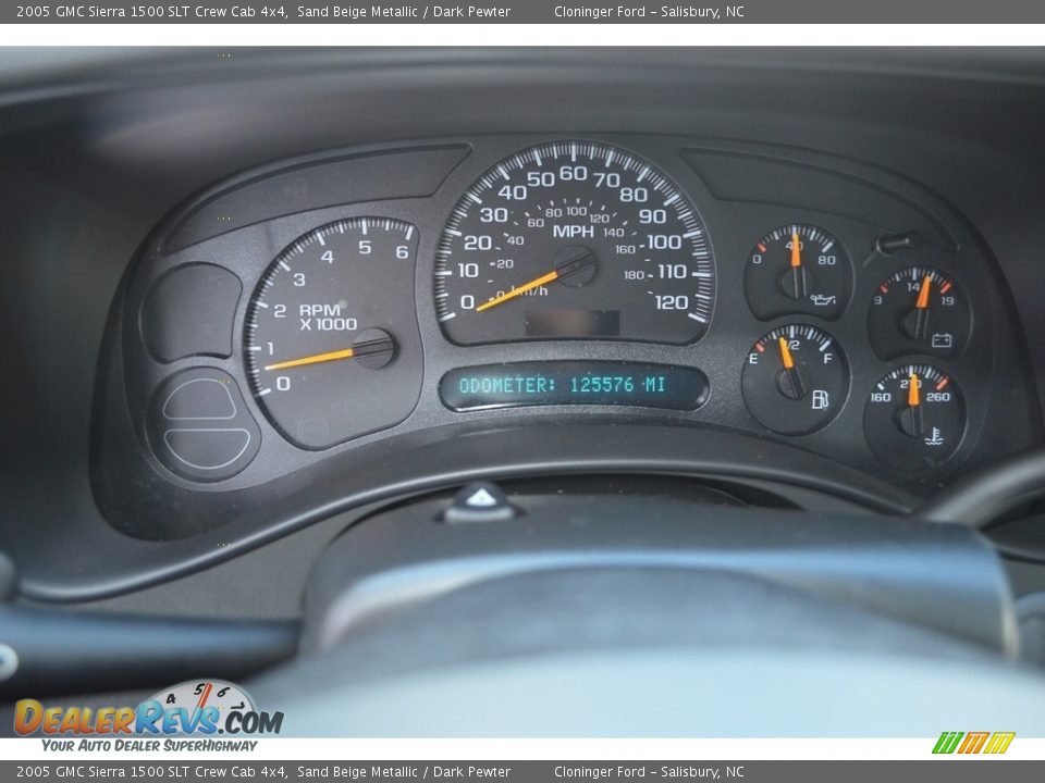 2005 GMC Sierra 1500 SLT Crew Cab 4x4 Sand Beige Metallic / Dark Pewter Photo #23