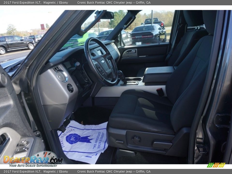 2017 Ford Expedition XLT Magnetic / Ebony Photo #9