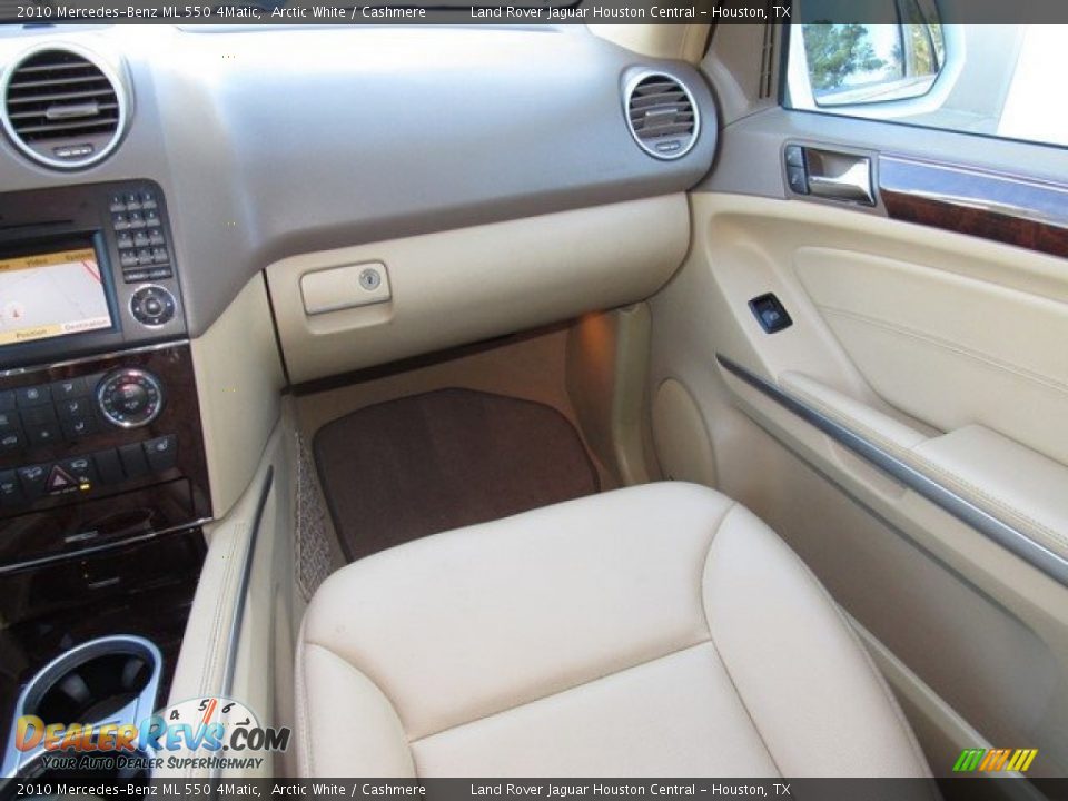 2010 Mercedes-Benz ML 550 4Matic Arctic White / Cashmere Photo #15