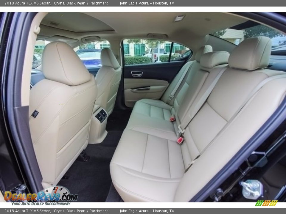 2018 Acura TLX V6 Sedan Crystal Black Pearl / Parchment Photo #18
