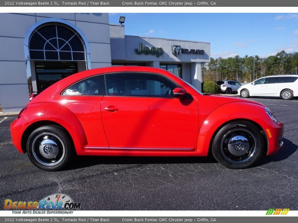 2012 Volkswagen Beetle 2.5L Tornado Red / Titan Black Photo #8