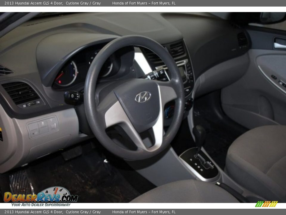 2013 Hyundai Accent GLS 4 Door Cyclone Gray / Gray Photo #12