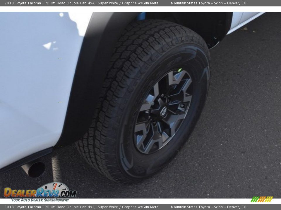 2018 Toyota Tacoma TRD Off Road Double Cab 4x4 Super White / Graphite w/Gun Metal Photo #9