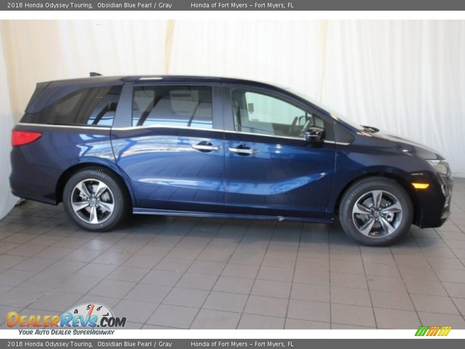 2018 Honda Odyssey Touring Obsidian Blue Pearl / Gray Photo #3