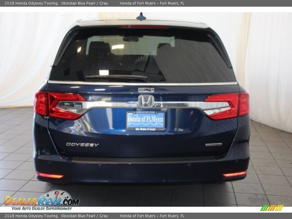 2018 Honda Odyssey Touring Obsidian Blue Pearl / Gray Photo #7