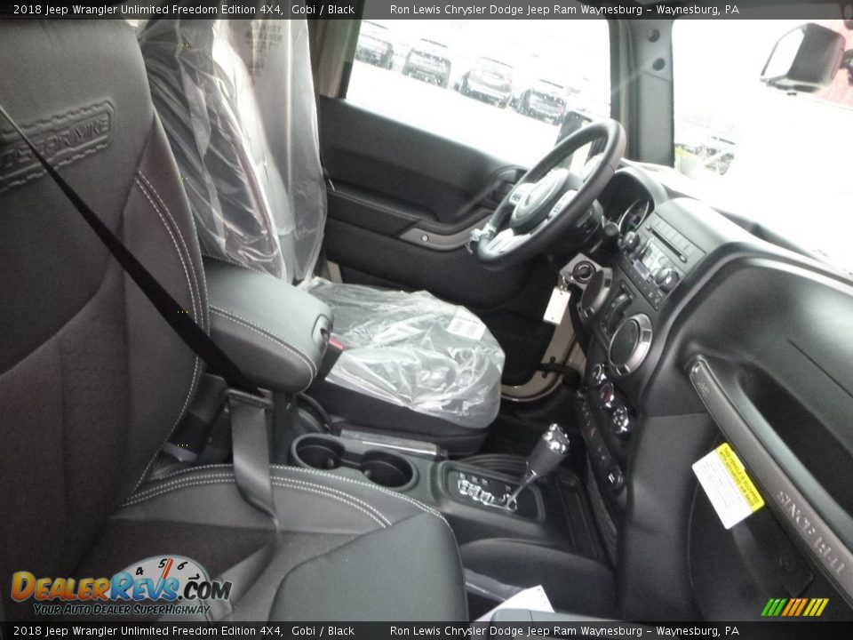 2018 Jeep Wrangler Unlimited Freedom Edition 4X4 Gobi / Black Photo #10