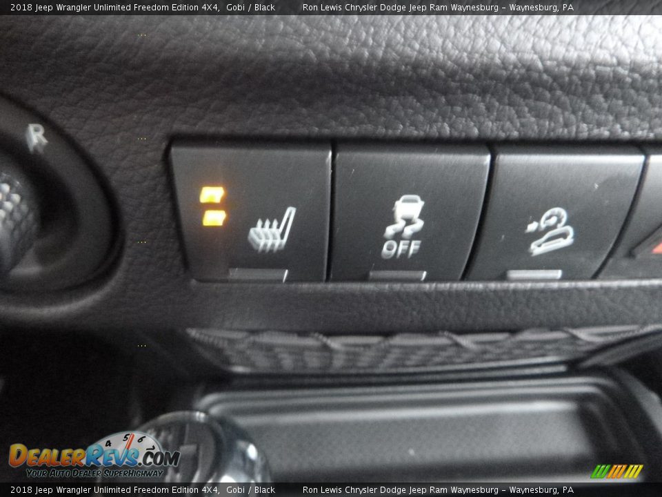 2018 Jeep Wrangler Unlimited Freedom Edition 4X4 Gobi / Black Photo #17