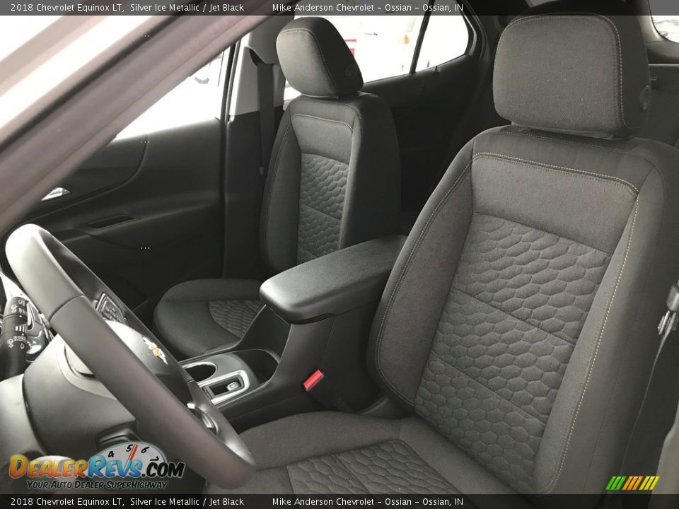 Front Seat of 2018 Chevrolet Equinox LT Photo #18