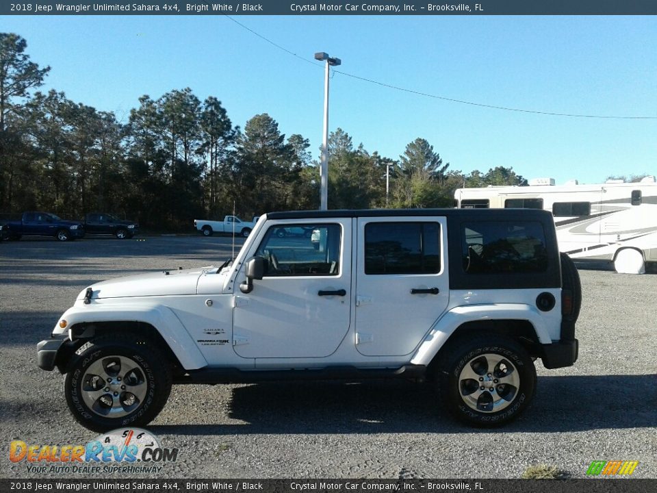 2018 Jeep Wrangler Unlimited Sahara 4x4 Bright White / Black Photo #2