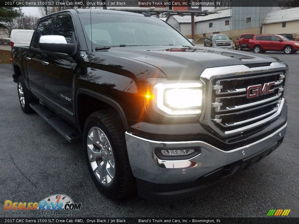 2017 GMC Sierra 1500 SLT Crew Cab 4WD Onyx Black / Jet Black Photo #10