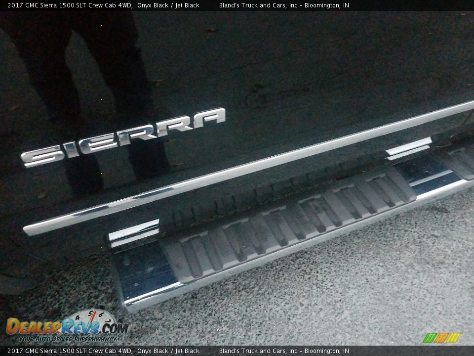2017 GMC Sierra 1500 SLT Crew Cab 4WD Onyx Black / Jet Black Photo #11
