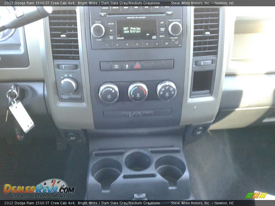 2012 Dodge Ram 1500 ST Crew Cab 4x4 Bright White / Dark Slate Gray/Medium Graystone Photo #21
