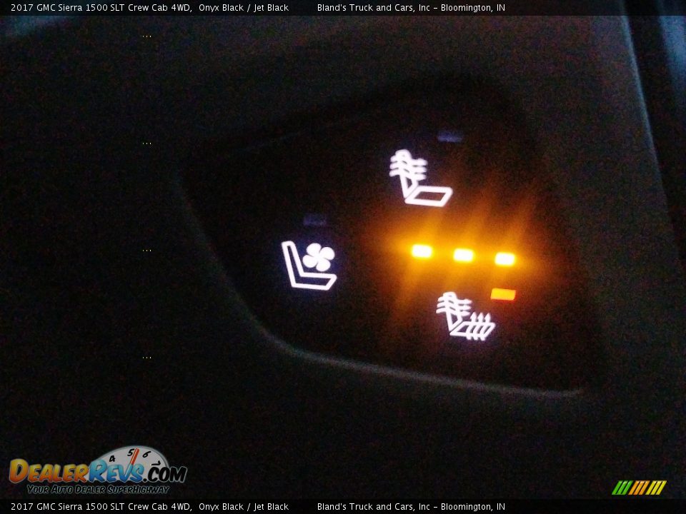2017 GMC Sierra 1500 SLT Crew Cab 4WD Onyx Black / Jet Black Photo #33