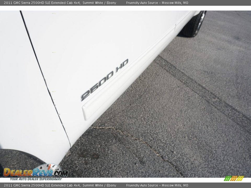 2011 GMC Sierra 2500HD SLE Extended Cab 4x4 Summit White / Ebony Photo #31