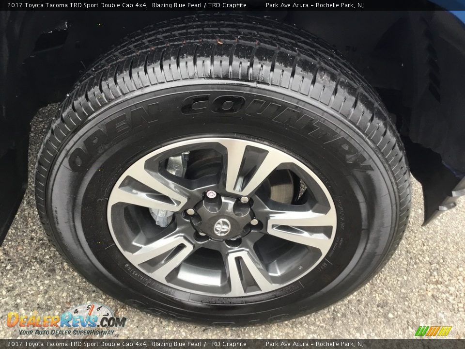 2017 Toyota Tacoma TRD Sport Double Cab 4x4 Blazing Blue Pearl / TRD Graphite Photo #28