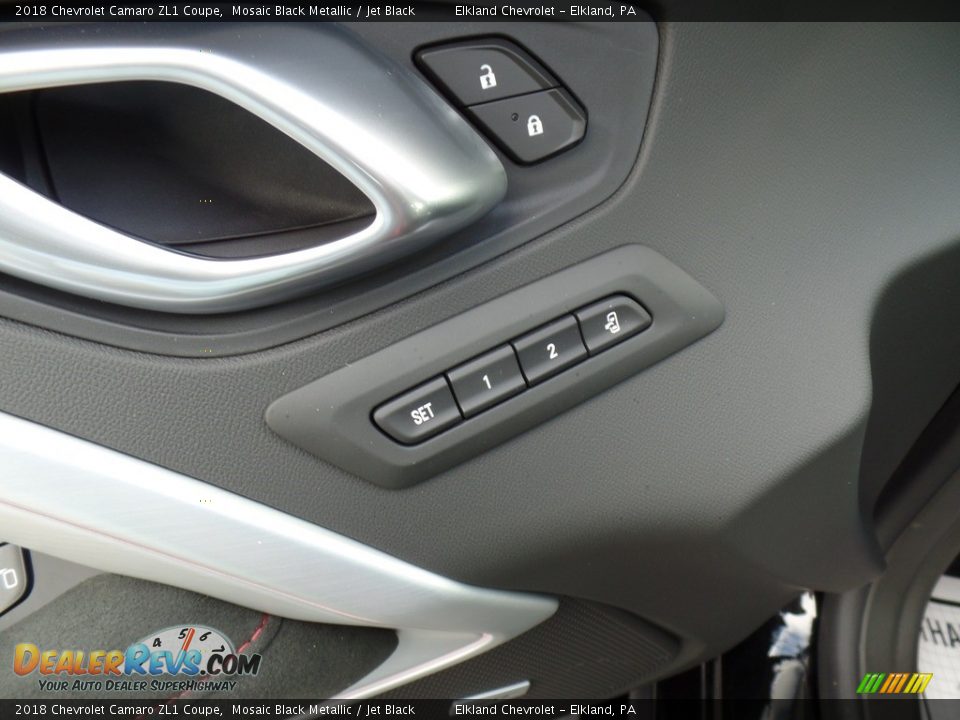 Controls of 2018 Chevrolet Camaro ZL1 Coupe Photo #15