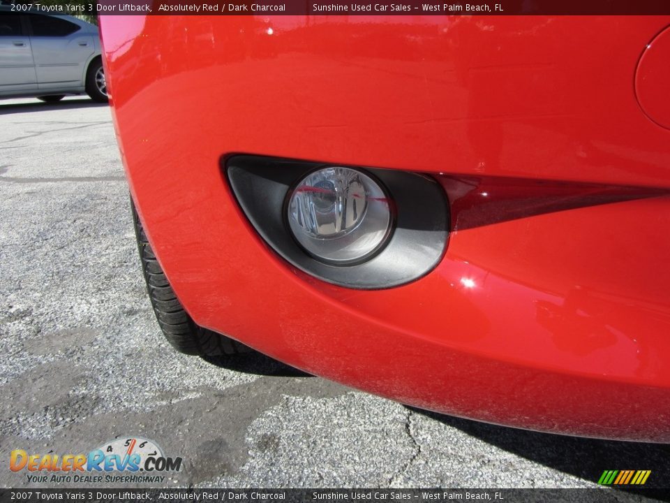 2007 Toyota Yaris 3 Door Liftback Absolutely Red / Dark Charcoal Photo #16