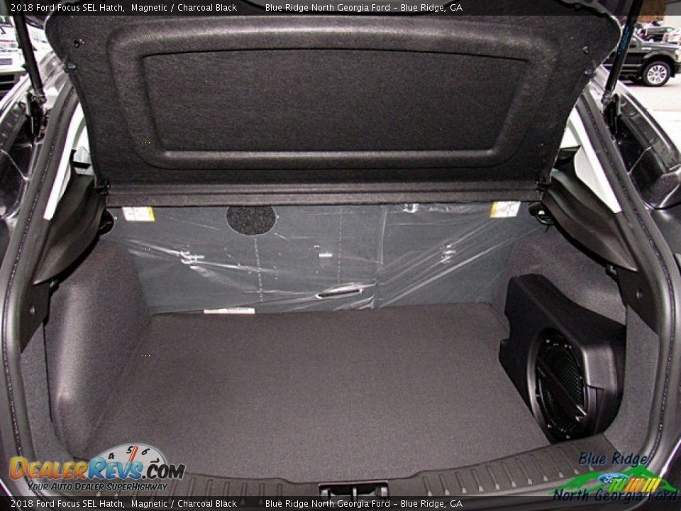 2018 Ford Focus SEL Hatch Magnetic / Charcoal Black Photo #16