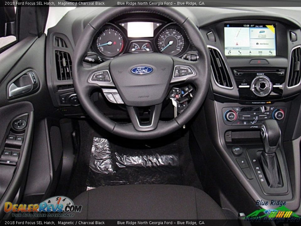 2018 Ford Focus SEL Hatch Magnetic / Charcoal Black Photo #17