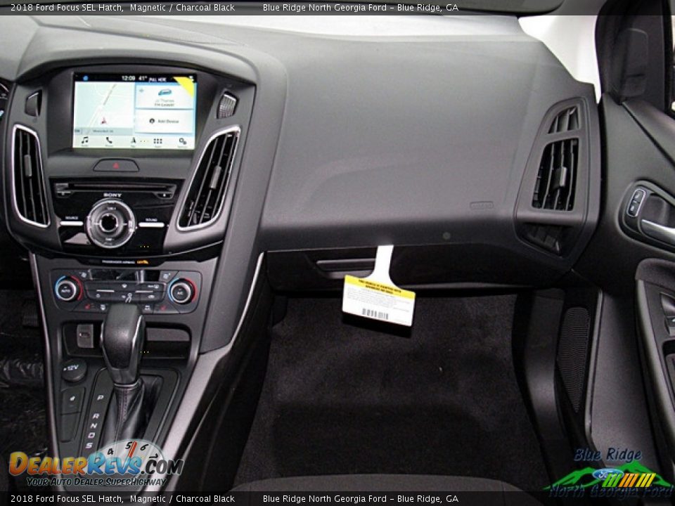 2018 Ford Focus SEL Hatch Magnetic / Charcoal Black Photo #19