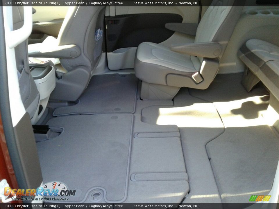 Rear Seat of 2018 Chrysler Pacifica Touring L Photo #11