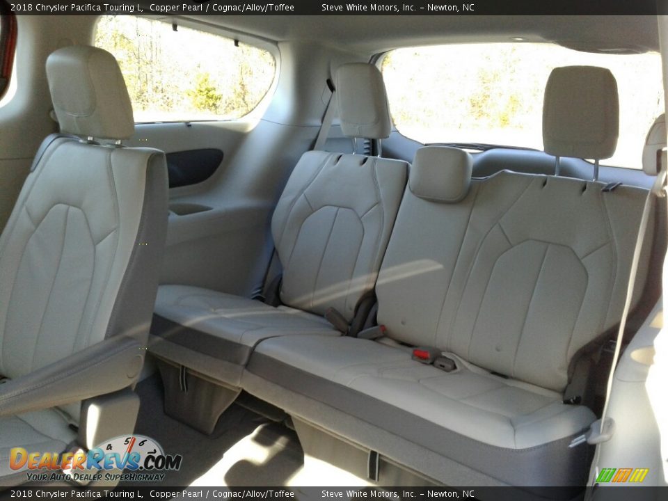 Rear Seat of 2018 Chrysler Pacifica Touring L Photo #12
