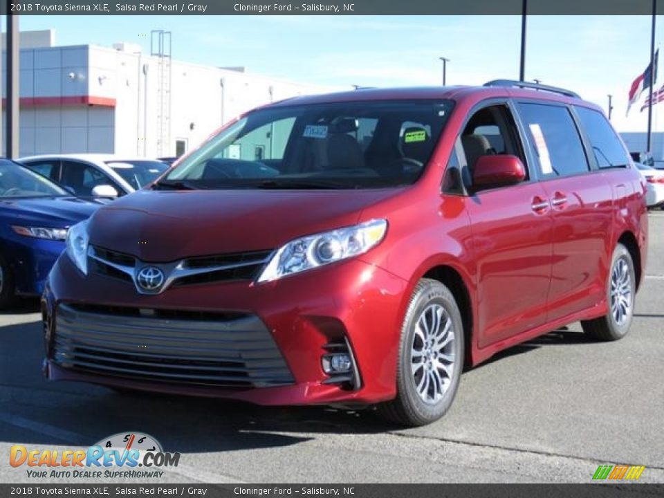 2018 Toyota Sienna XLE Salsa Red Pearl / Gray Photo #1