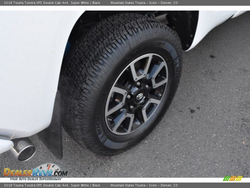 2018 Toyota Tundra SR5 Double Cab 4x4 Super White / Black Photo #9
