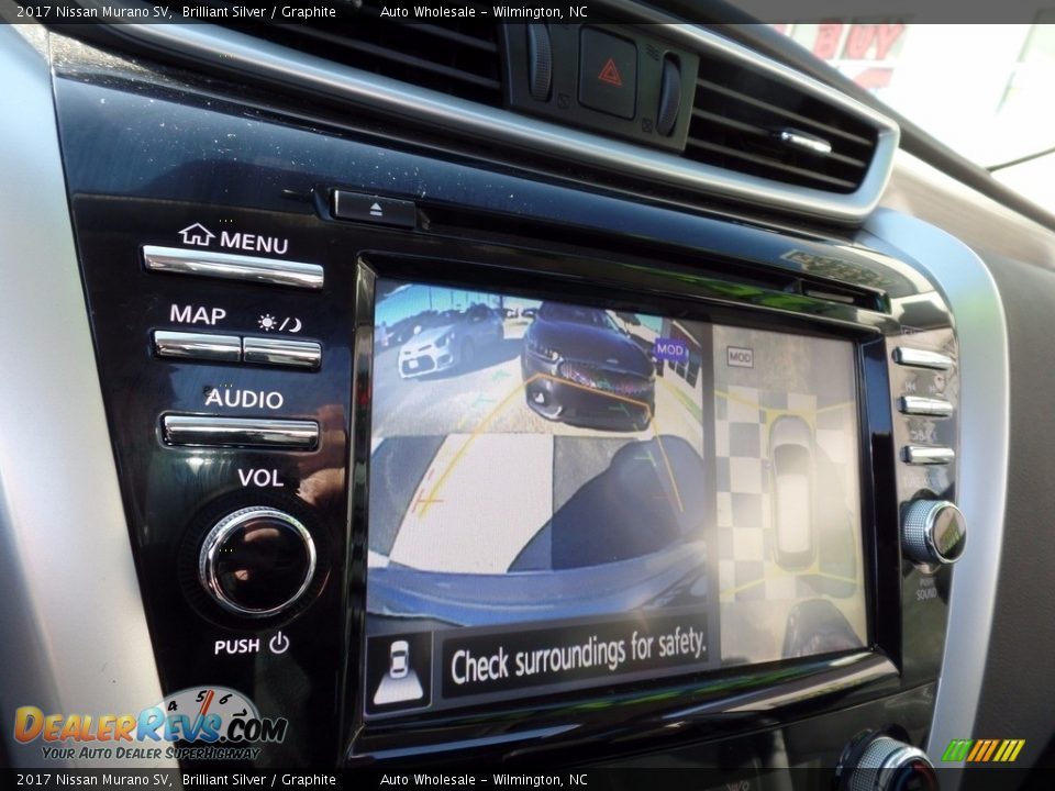 2017 Nissan Murano SV Brilliant Silver / Graphite Photo #18
