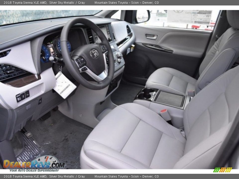 Gray Interior - 2018 Toyota Sienna XLE AWD Photo #5