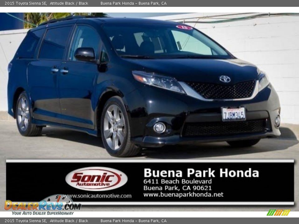 2015 Toyota Sienna SE Attitude Black / Black Photo #1