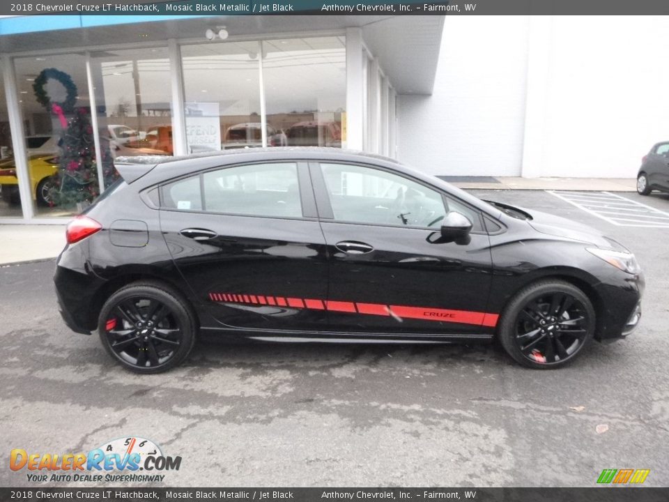 2018 Chevrolet Cruze LT Hatchback Mosaic Black Metallic / Jet Black Photo #3