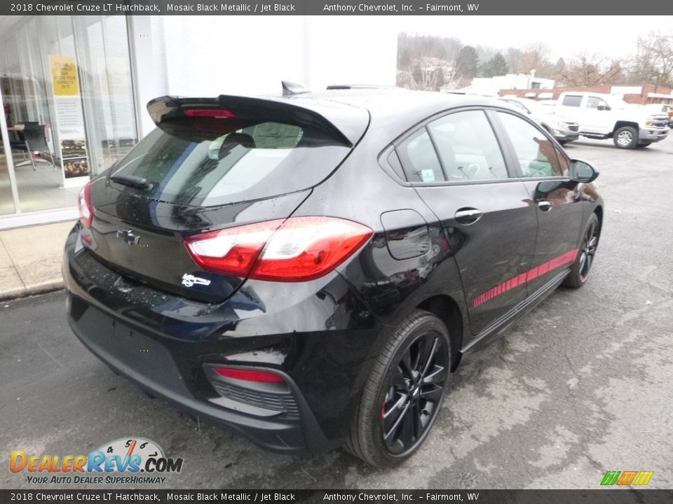 2018 Chevrolet Cruze LT Hatchback Mosaic Black Metallic / Jet Black Photo #4