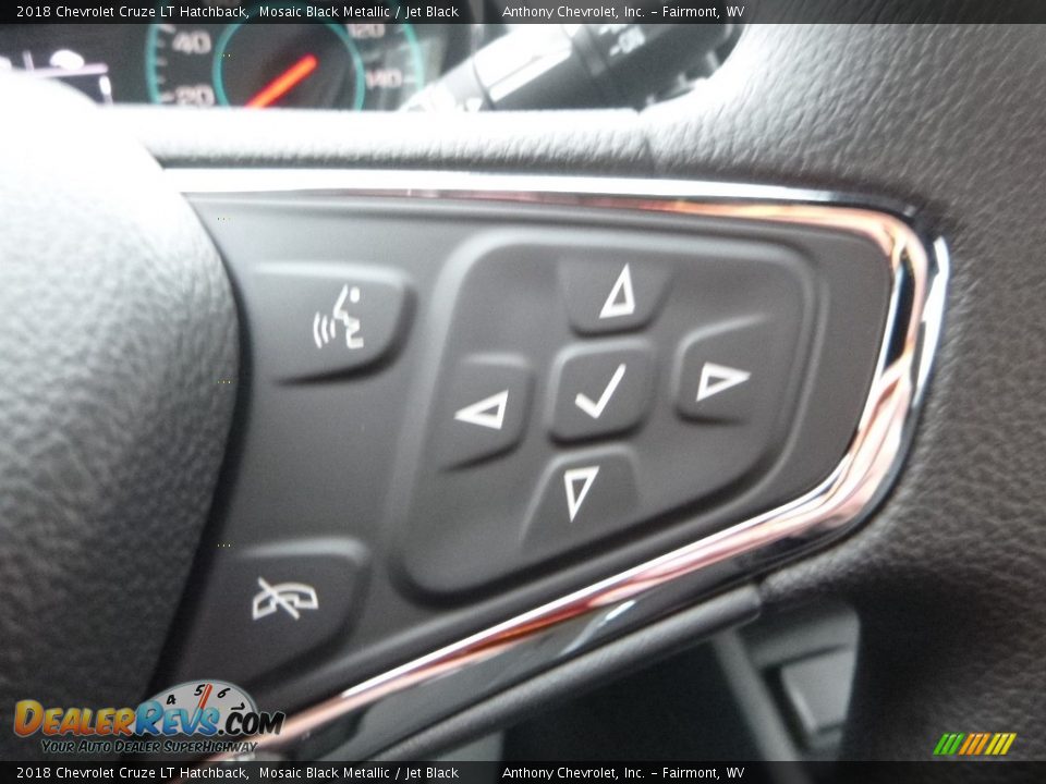 2018 Chevrolet Cruze LT Hatchback Mosaic Black Metallic / Jet Black Photo #19