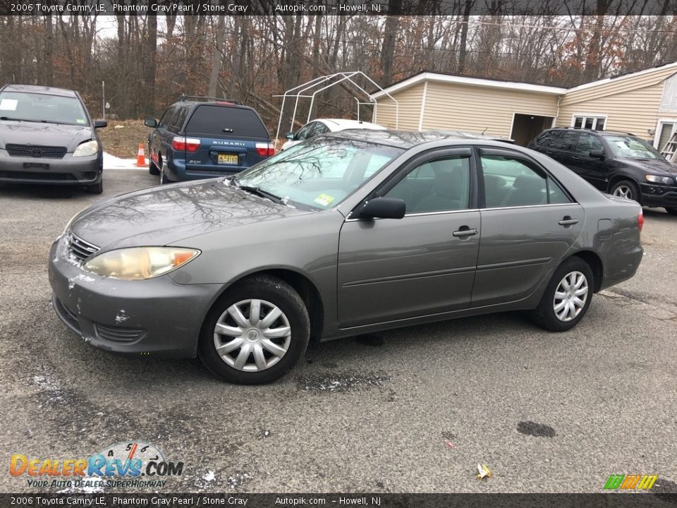 2006 Toyota Camry LE Phantom Gray Pearl / Stone Gray Photo #2