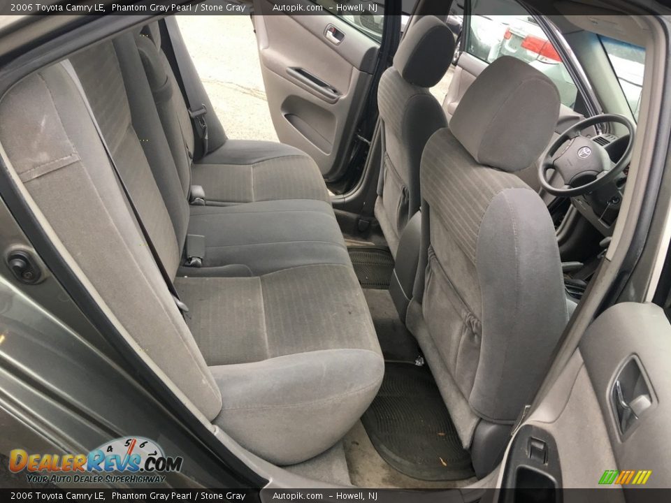 2006 Toyota Camry LE Phantom Gray Pearl / Stone Gray Photo #17