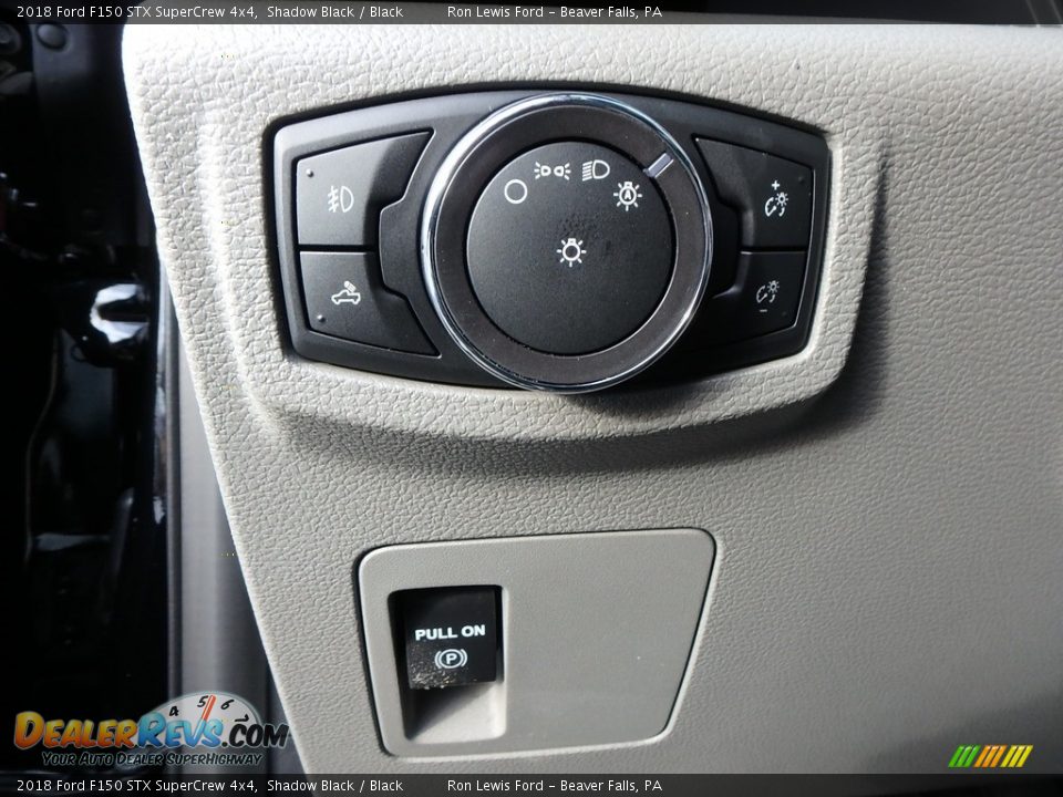 2018 Ford F150 STX SuperCrew 4x4 Shadow Black / Black Photo #15