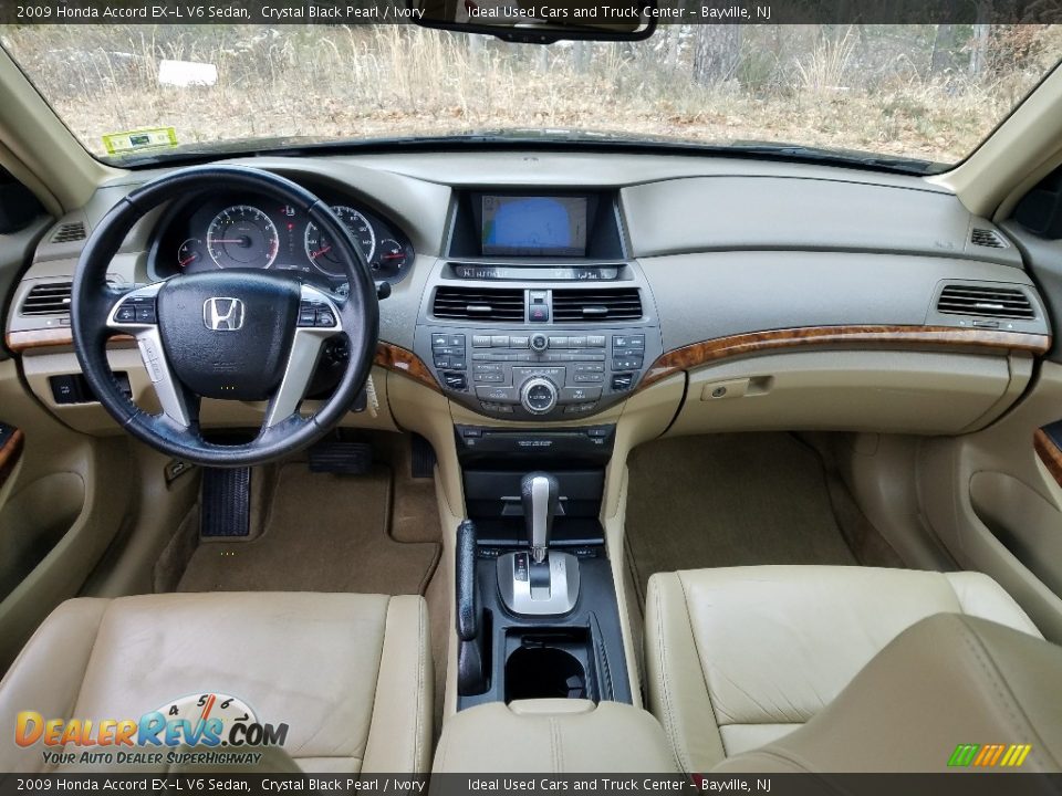 2009 Honda Accord EX-L V6 Sedan Crystal Black Pearl / Ivory Photo #23