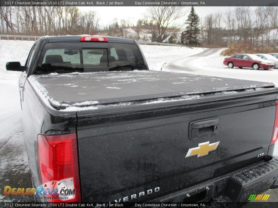 2017 Chevrolet Silverado 1500 LTZ Double Cab 4x4 Black / Jet Black Photo #15