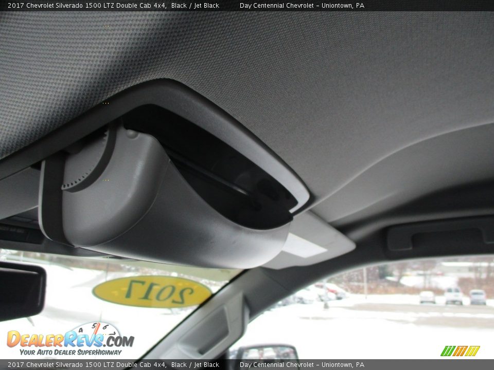 2017 Chevrolet Silverado 1500 LTZ Double Cab 4x4 Black / Jet Black Photo #32