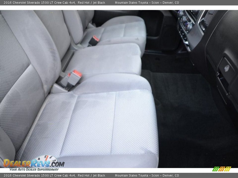 2016 Chevrolet Silverado 1500 LT Crew Cab 4x4 Red Hot / Jet Black Photo #17